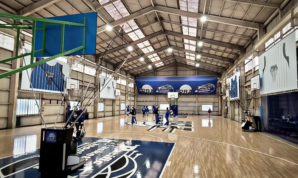 PBAアリーナのバスケットボールコート